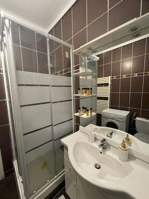 Le Floquet Apartment Витри сюр Сен Екстериор снимка